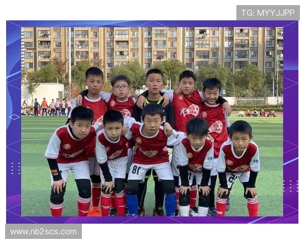 八零后青春足球明星的成长之路与辉煌成就回顾 八零后青春足球明星的成长之路与辉煌成就回顾