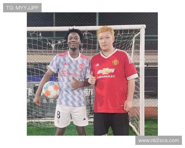 足球明星日常生活中的逛街瞬间展现他们的时尚品味与生活态度